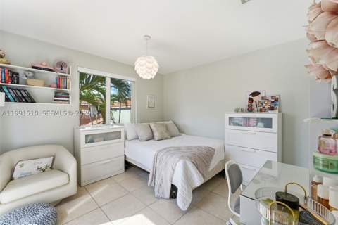 8657 NW 2nd St, Miami FL - photo 19 of 44