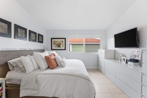 8657 NW 2nd St, Miami FL - photo 24 of 44