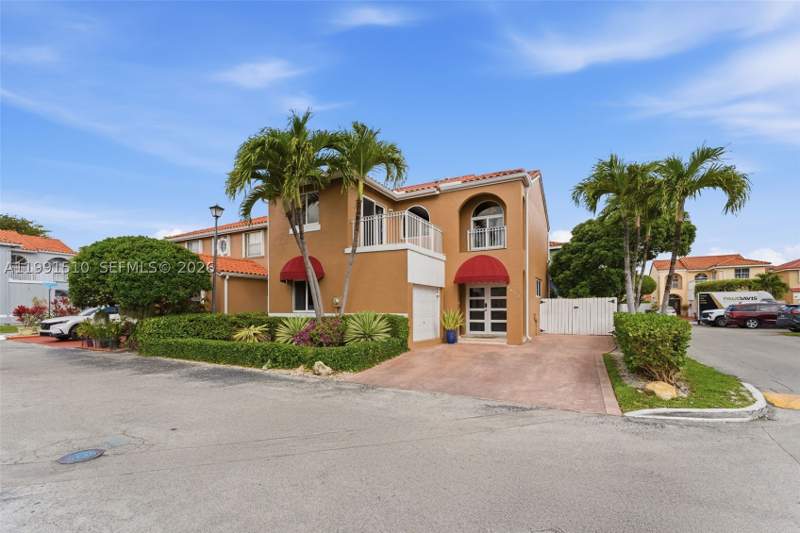 5 bedroom SingleFamilyResidence at 8657 NW 2nd St, Galloway Lakes Sec 3, Miami — photo 4