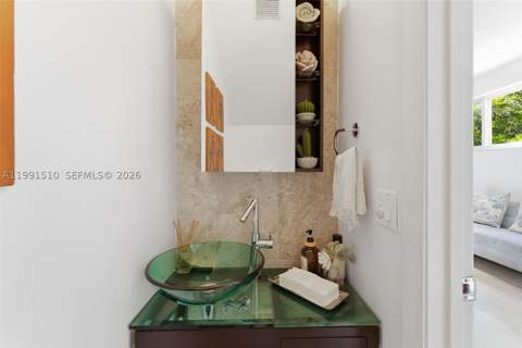 8657 NW 2nd St, Miami FL - photo 9 of 44