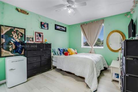 10020 SW 223rd Ln, Cutler Bay FL - photo 20 of 35