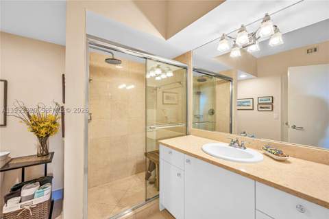 20000 E Country Club Dr 508, Aventura FL - photo 16 of 23