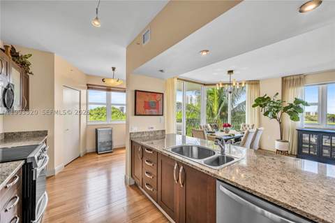 20000 E Country Club Dr 508, Aventura FL - photo 7 of 23