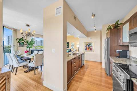 20000 E Country Club Dr 508, Aventura FL - photo 8 of 23