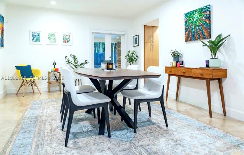 3 bedroom SingleFamilyResidence at 9717 SW 93rd Ter, 1st Addn To West Cherry G, Miami — photo 4