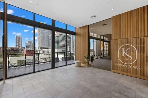 229 SW 9th St 202, Miami FL - photo 19 of 35