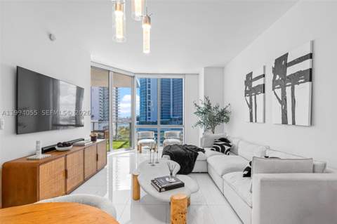 851 NE 1st Ave 1205, Miami FL - photo 17 of 40