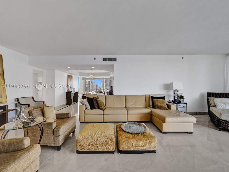 4 bedroom Condominium at 7000 Island Blvd 1207, 7000 Isl Blvd Williams Is, Aventura — photo 5