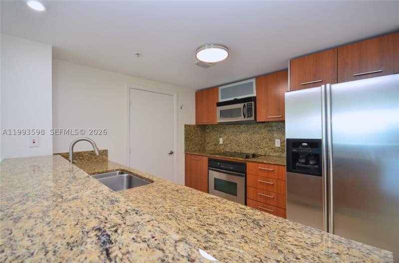 2 bedroom Condominium at 9055 SW 73rd Ct 1106, Metropolis I At Dadeland, Miami — photo 3
