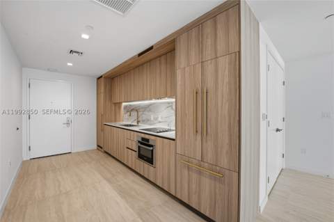 77 SE 5th Street 2914, Miami FL - photo 14 of 59