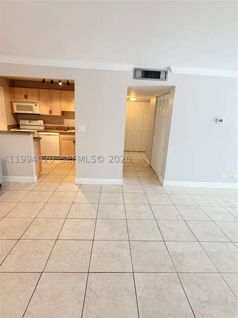 8101 SW 72nd Ave 403W, Miami FL - photo 7 of 20