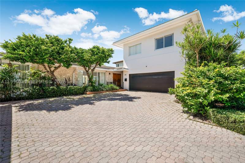 4 bedroom SingleFamilyResidence at 640 S Mashta Dr, Mashta Island, Key Biscayne — photo 4