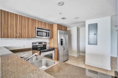 6305 Indian Creek Dr 3B, Miami Beach FL - photo 9 of 30
