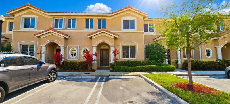 4 bedroom Townhouse at 1166 SE 23rd Ave, Towns At Seascape, Homestead — photo 1