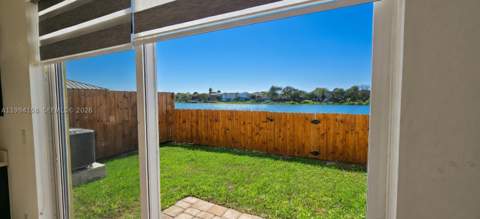 1166 SE 23rd Ave, Homestead FL - photo 9 of 43