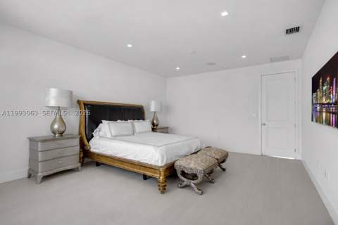 8019 NW 46th Ter, Doral FL - photo 12 of 48