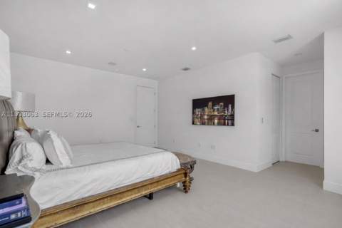 8019 NW 46th Ter, Doral FL - photo 13 of 48