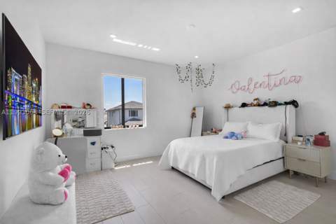 8019 NW 46th Ter, Doral FL - photo 18 of 48