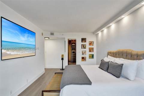 1000 Quayside Ter 707, Miami FL - photo 18 of 47