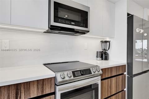 1000 Quayside Ter 707, Miami FL - photo 9 of 47