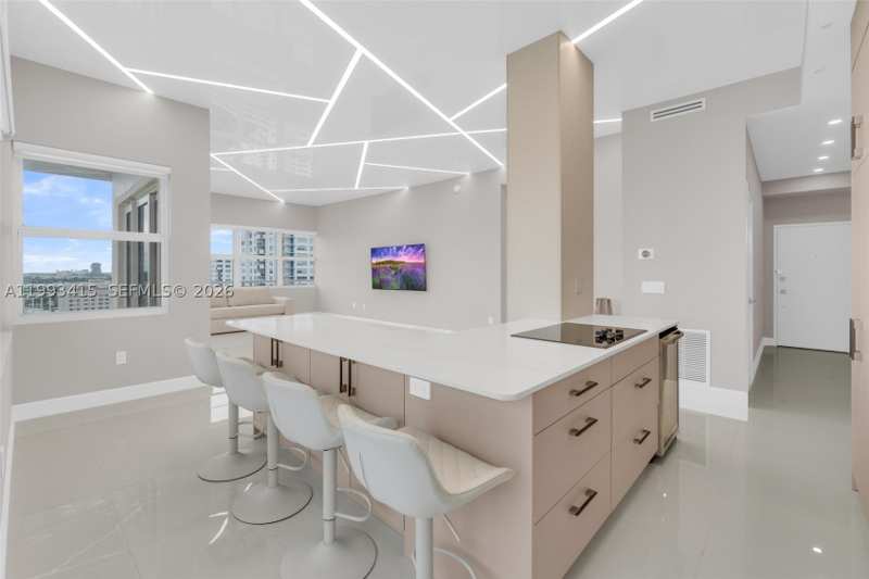 2 bedroom Condominium at 18011 Biscayne Blvd Ph04, Del Prado Marina, Aventura — photo 1