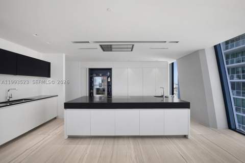 1000 Biscayne Blvd 2702, Miami FL - photo 22 of 56
