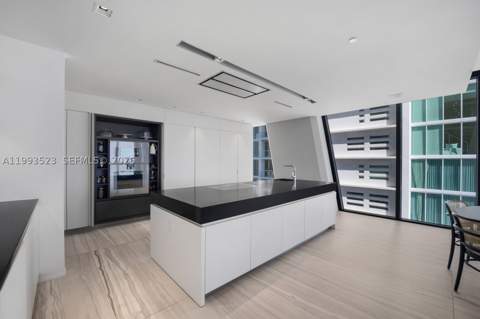 1000 Biscayne Blvd 2702, Miami FL - photo 24 of 56