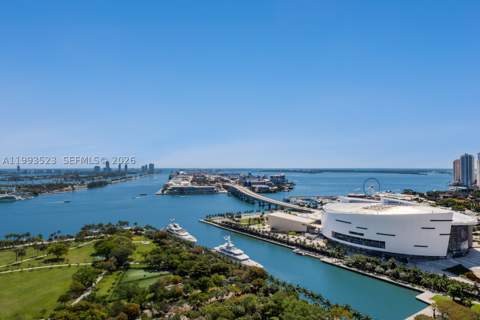 1000 Biscayne Blvd 2702, Miami FL - photo 6 of 56