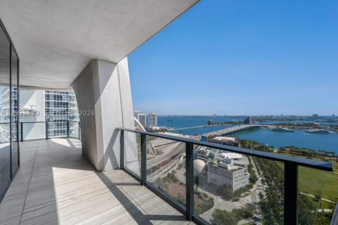 1000 Biscayne Blvd 2702, Miami FL - photo 7 of 56