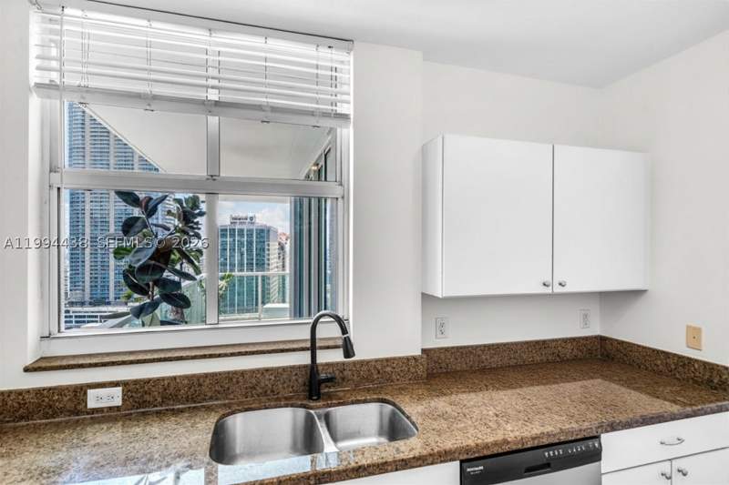 3 bedroom Condominium at 1250 S Miami Ave 3206, Vue At Brickell Condo, Miami — photo 4