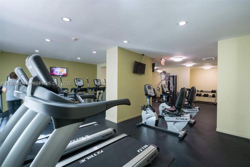 1 bedroom Condominium at 9066 SW 73rd Ct 1202, Metropolis II At Dadeland, Miami — photo 2