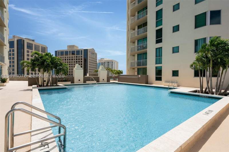 1 bedroom Condominium at 9066 SW 73rd Ct 1202, Metropolis II At Dadeland, Miami — photo 3