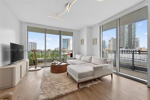 90 SW 3rd St 1105, Miami FL - photo 13 of 18