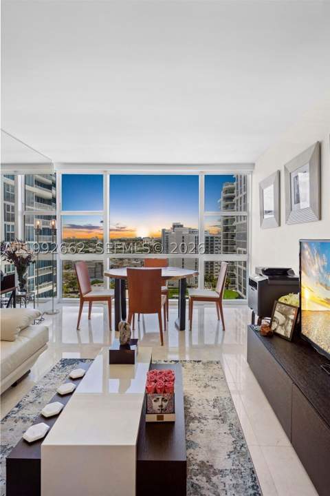 6801 Collins Ave 1414, Miami Beach FL - photo 12 of 45