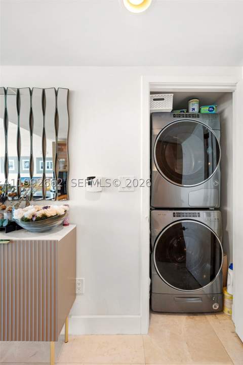 6801 Collins Ave 1414, Miami Beach FL - photo 22 of 45
