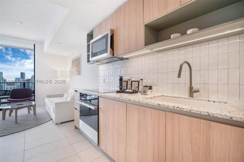 159 NE 6 4508, Miami FL - photo 18 of 52