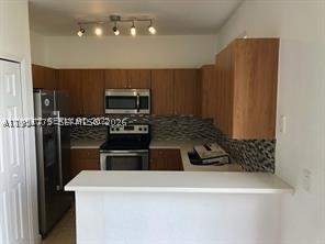 2451 SE 14th Ave 378, Homestead FL - photo 8 of 24