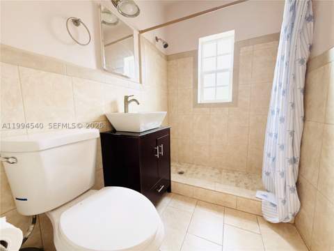 555 SW 16th Ave 11, Miami FL - photo 11 of 18