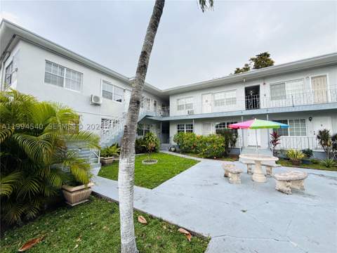 555 SW 16th Ave 11, Miami FL - photo 17 of 18