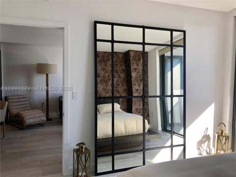 45 SW 9th St 2004, Miami FL - photo 11 of 28