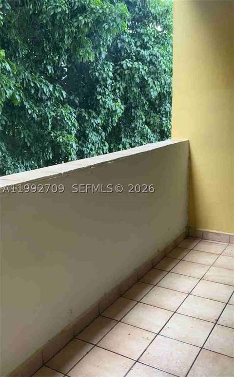 1555 W 44th Pl 247, Hialeah FL - photo 10 of 11