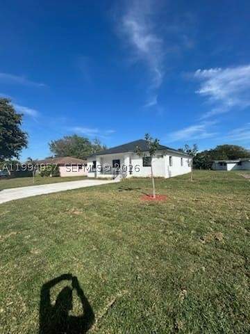 4 bedroom SingleFamilyResidence at 1468 NW 100th St, Miami Park Sec 1, Miami — photo 5
