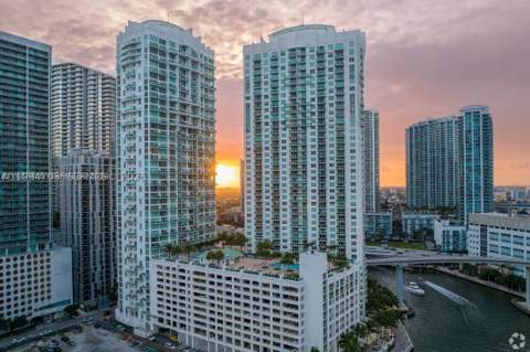 41 SE 5th St 1306, Miami FL - photo 16 of 35
