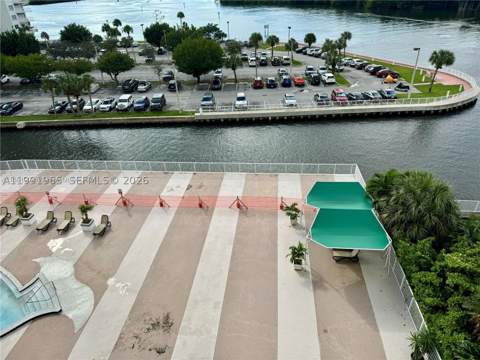 400 Kings Point Dr 609, Sunny Isles Beach FL - photo 14 of 31