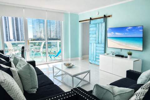 19370 Collins Ave 1121, Sunny Isles Beach FL - photo 17 of 44