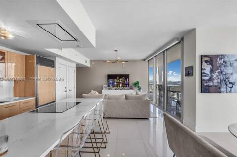 6899 Collins Ave 2403, Miami Beach FL - photo 7 of 29