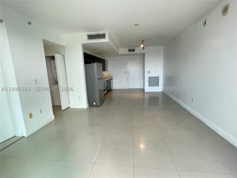 1 bedroom Condominium at 90 SW 3rd Street 1809, The Ivy Condo, Miami — photo 2