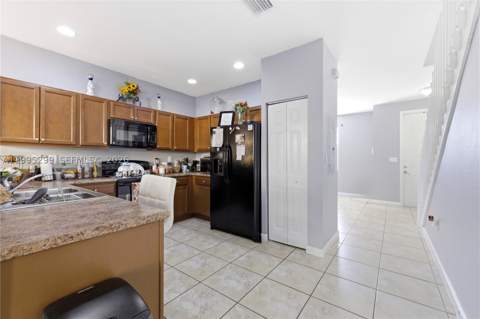 9113 SW 227th St 1, Cutler Bay FL - photo 14 of 28