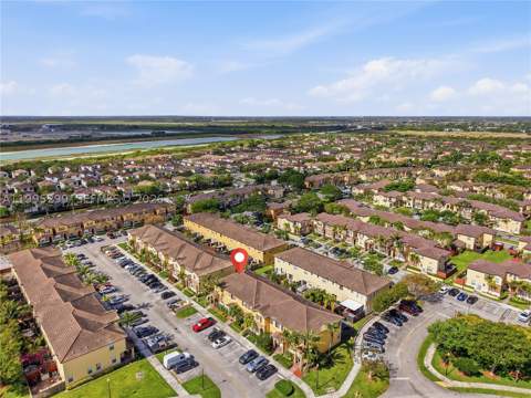 9113 SW 227th St 1, Cutler Bay FL - photo 8 of 28