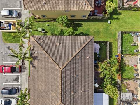 9113 SW 227th St 1, Cutler Bay FL - photo 9 of 28